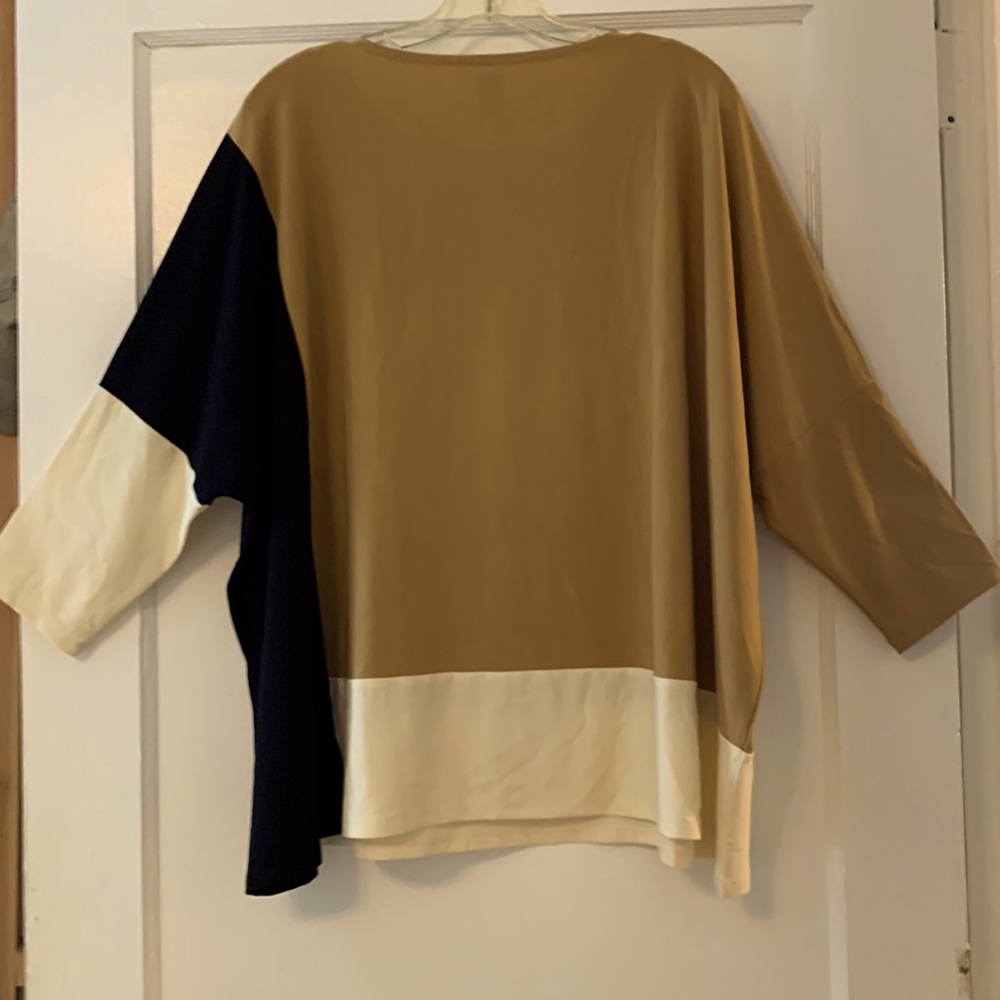 Colorblock Women's Top - Picture 2 of 8